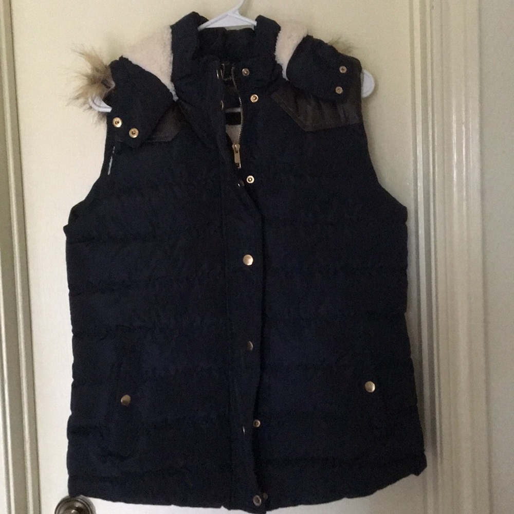 Justify Large - image 1